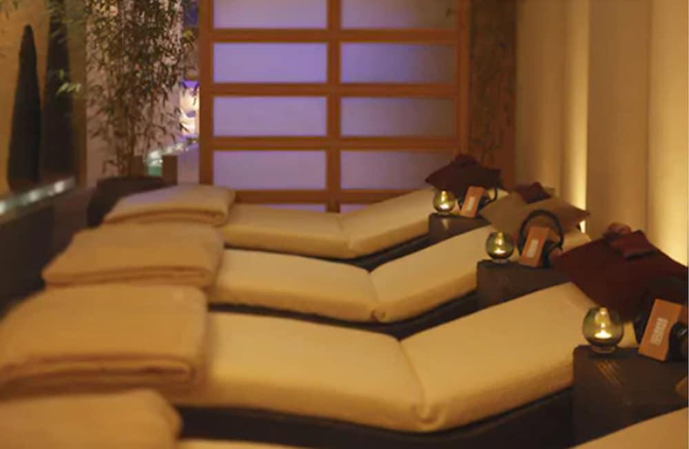 阿多伽海茨温泉酒店 基拉尼 外观 照片 The relaxation room at the spa