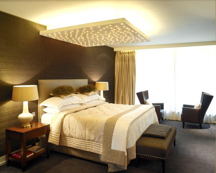 阿多伽海茨温泉酒店 基拉尼 客房 照片 A bedroom at the hotel